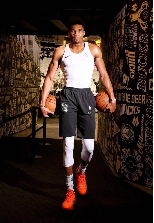 当一名王牌 当一名王牌