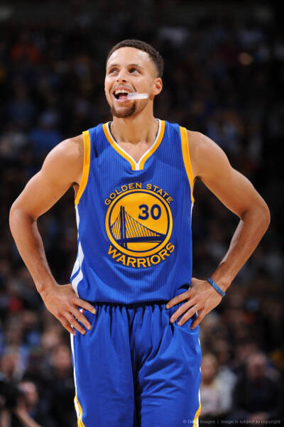 会近7万名 会近7万名