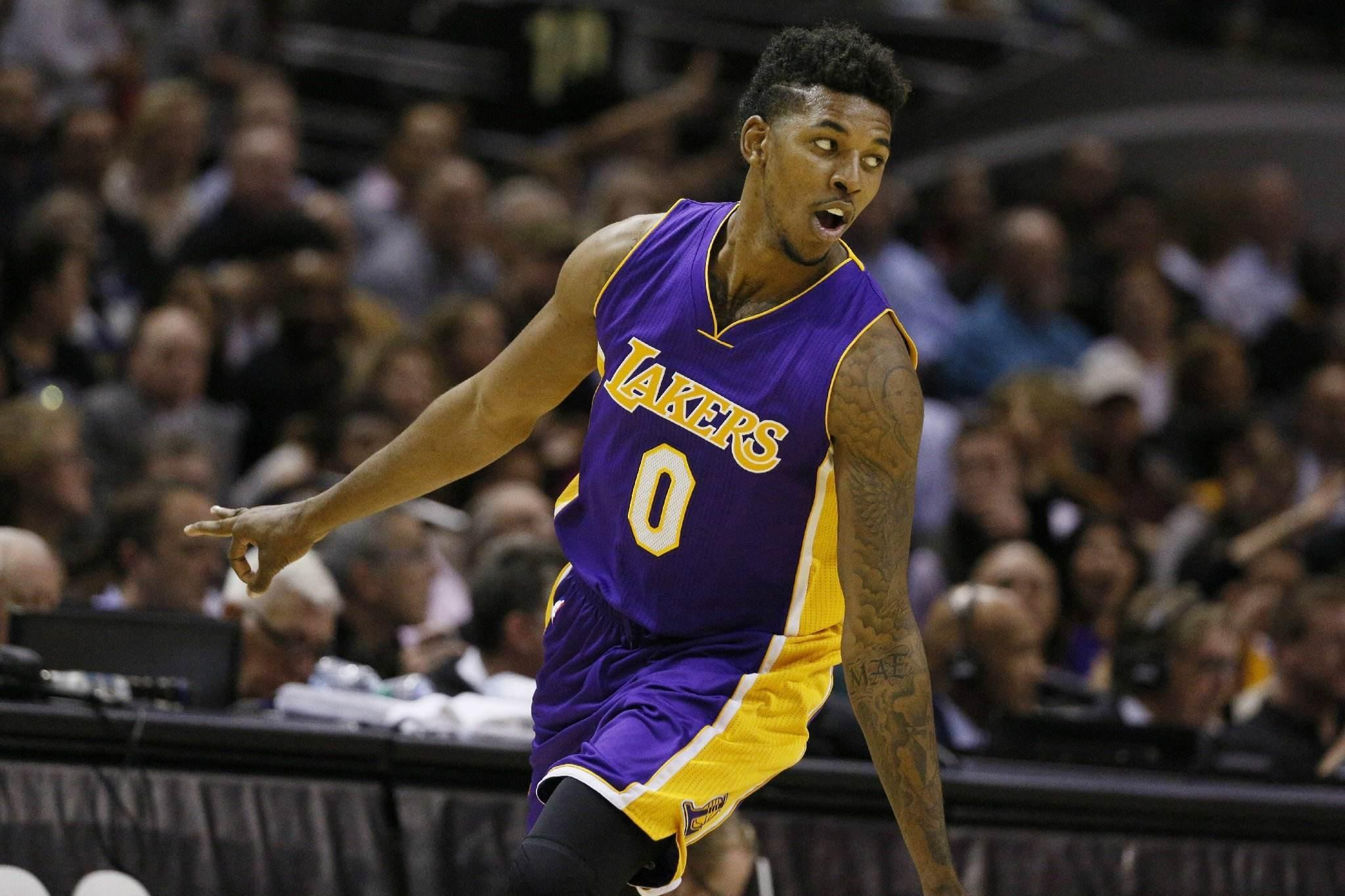 言沟通与自 言沟通与自